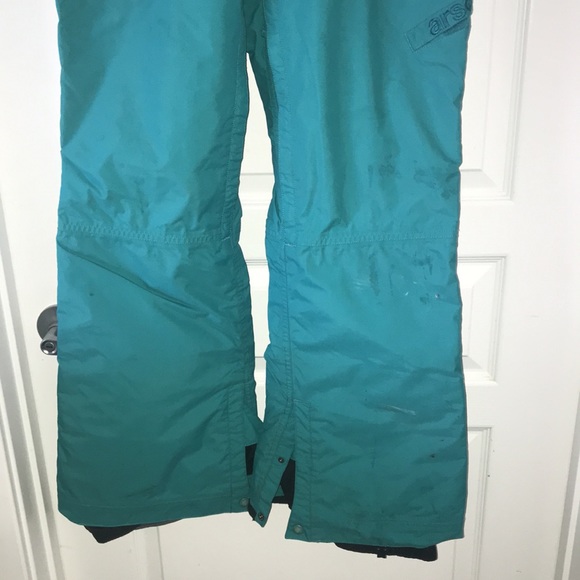 Arson Snowboarding Pants - Picture 2 of 5